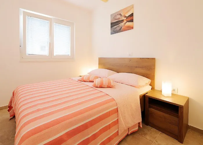 Apartment In Near Sea *