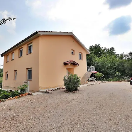 Exquisite In Ilo With Balcony Apartment